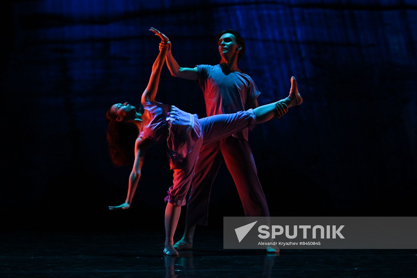 Russia Ballet School Graduates Concert