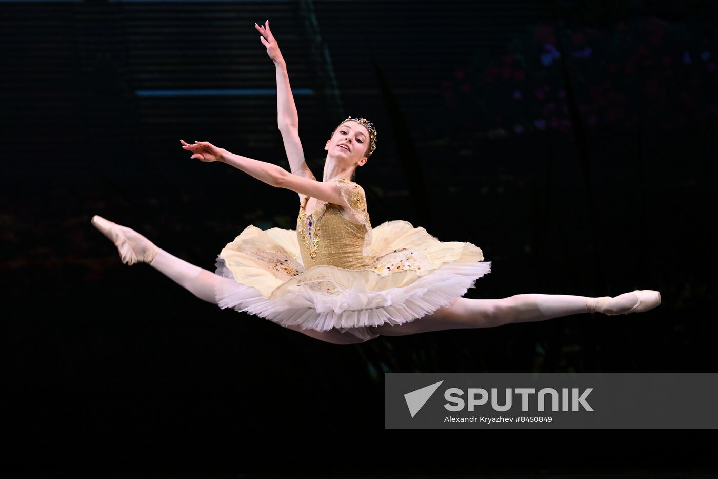 Russia Ballet School Graduates Concert