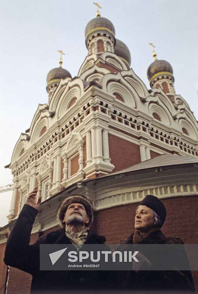 Embroidery expert Boris Reznikov