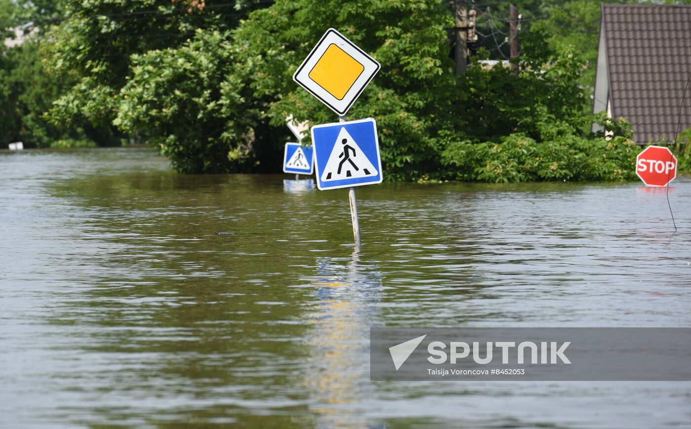 Russia Ukraine Kakhovka HPP Destruction