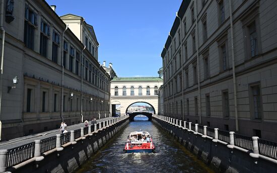 Russia St. Petersburg Tourism
