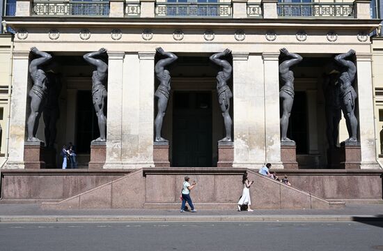 Russia St. Petersburg Tourism