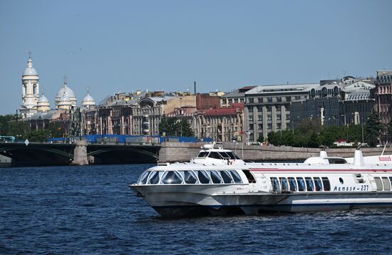 Russia St. Petersburg Tourism