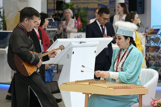 SPIEF-2023. On the sidelines