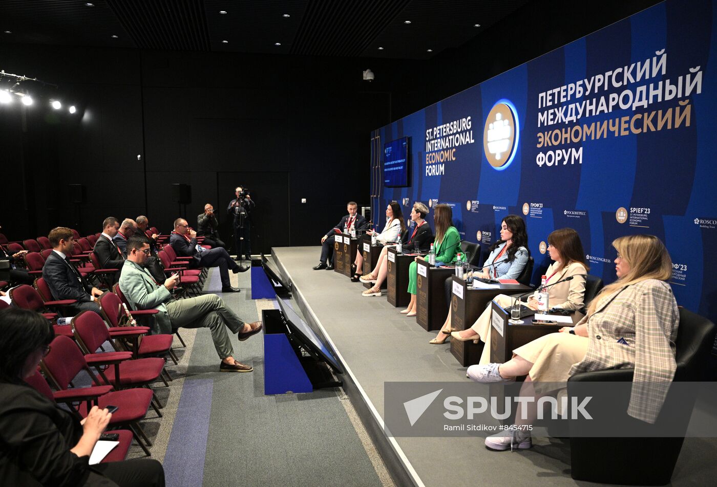 SPIEF-2023. How Do You Export and Avoid Failure?