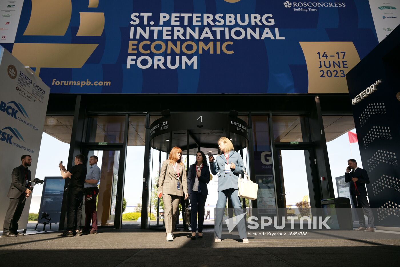 SPIEF-2023. On the sidelines