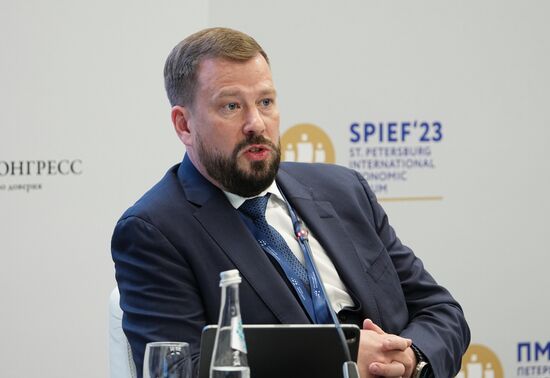 SPIEF-2023. Industrial Clusters in the UAE: New Opportunities for Russian Exporters