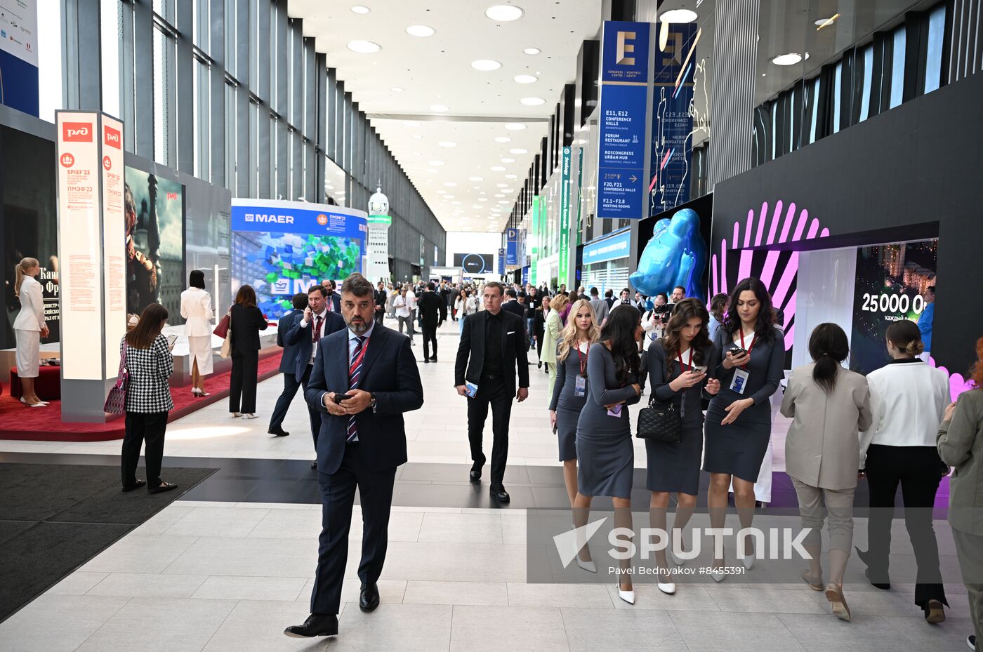 SPIEF-2023. On the sidelines