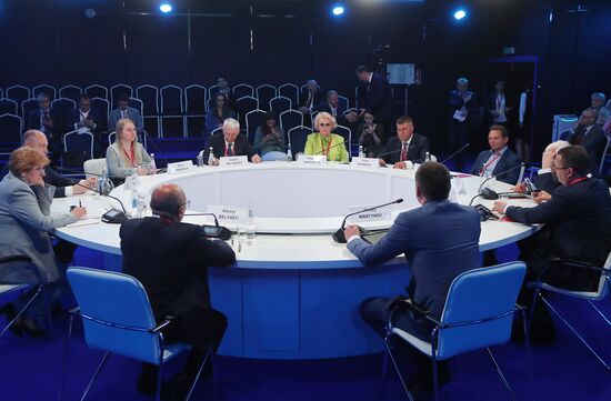 SPIEF-2023. Strategy for Introducing Personalized Medicine