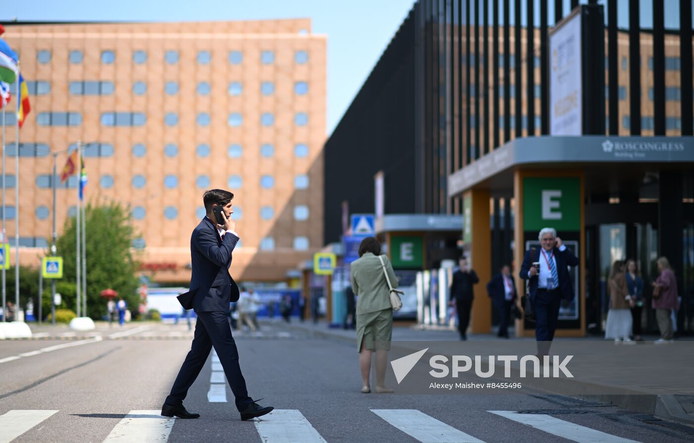 SPIEF-2023. On the sidelines