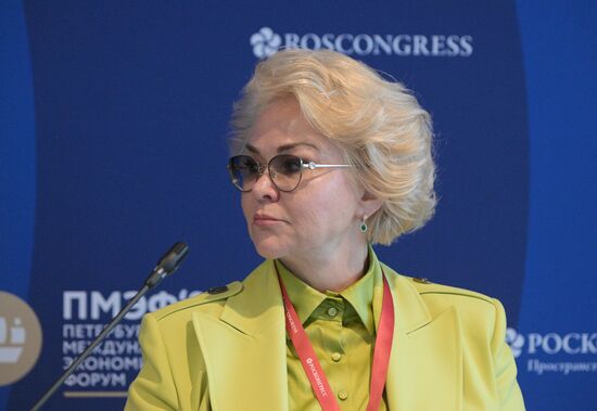 SPIEF-2023. Women in Pharmacy: Strategy, Dynamics and Trust