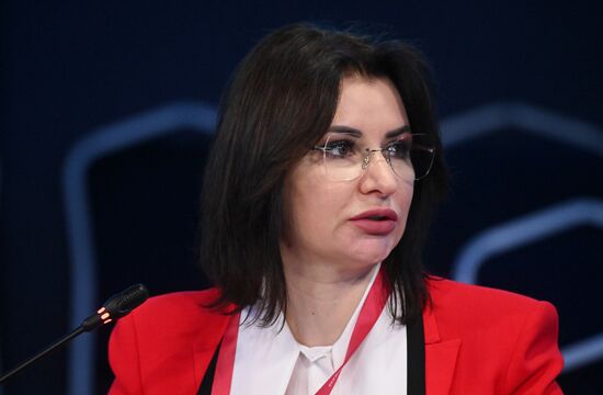 SPIEF-2023. The Labour Market: A Response to the New Challenges. The Role of Priority 2030