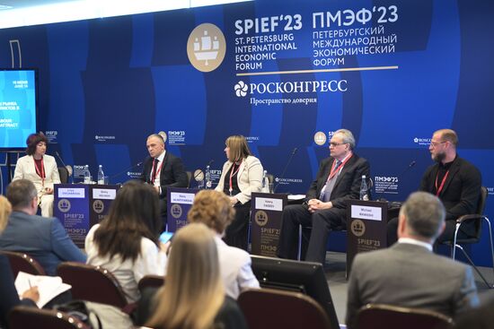 SPIEF-2023. The New Migration Policy: How is the Labour Market Set to Change and How Can We Attract Highly Qualified Professionals?