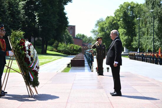 Russia Algeria Wreath Laying