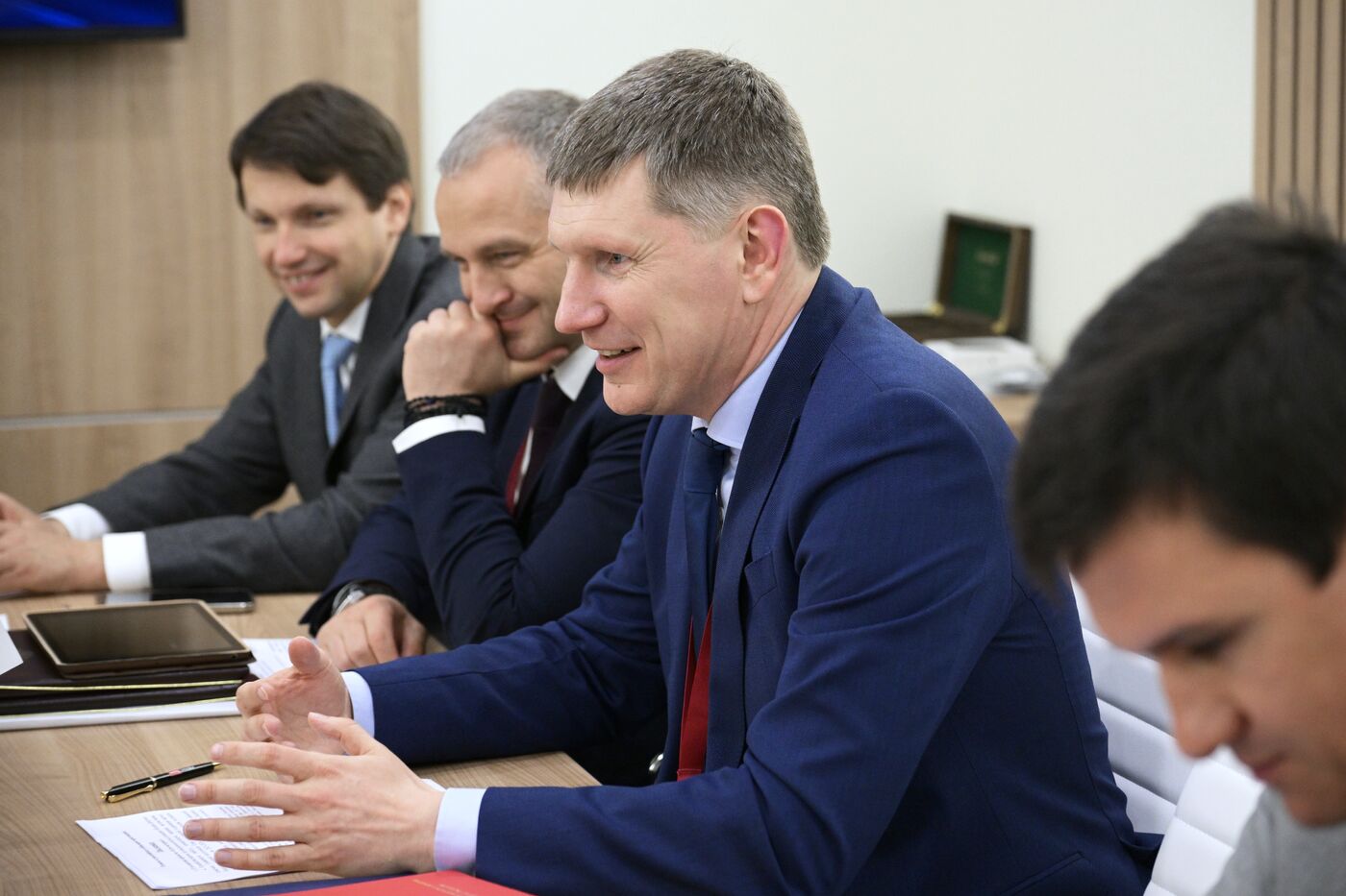 SPIEF-2023. Maksim Reshetnikov meets with Uzbekistani Deputy PM Jamshid Khodjayev