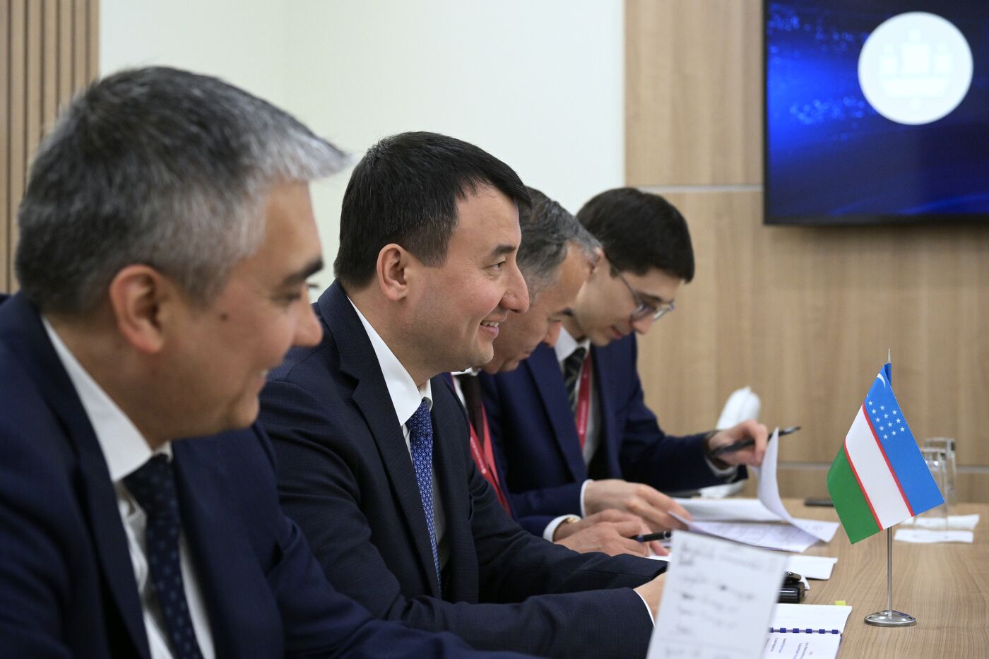 SPIEF-2023. Maksim Reshetnikov meets with Uzbekistani Deputy PM Jamshid Khodjayev