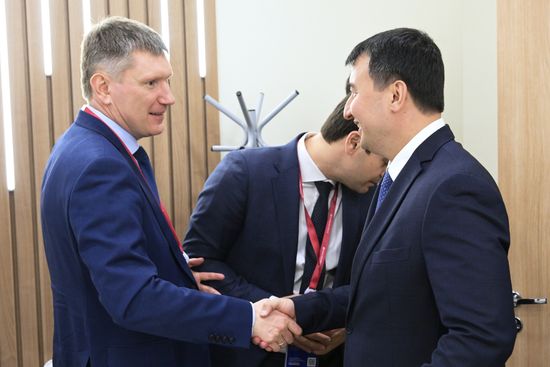 SPIEF-2023. Maksim Reshetnikov meets with Uzbekistani Deputy PM Jamshid Khodjayev
