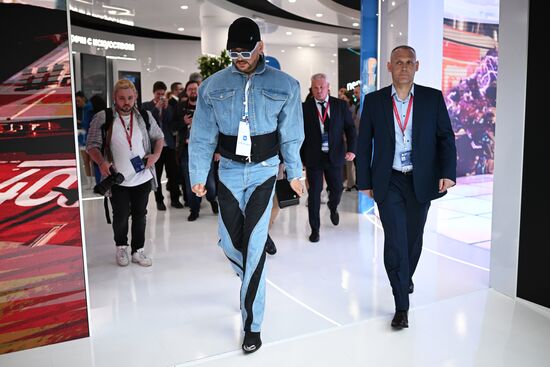 SPIEF-2023. On the sidelines