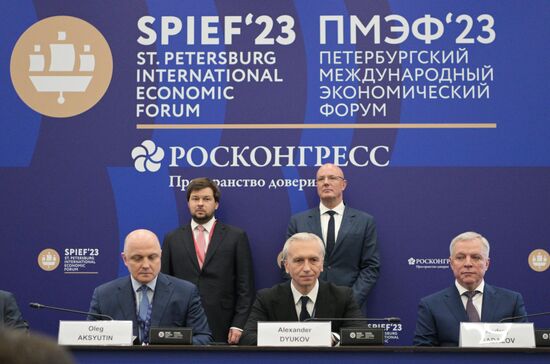 SPIEF-2023. On the sidelines