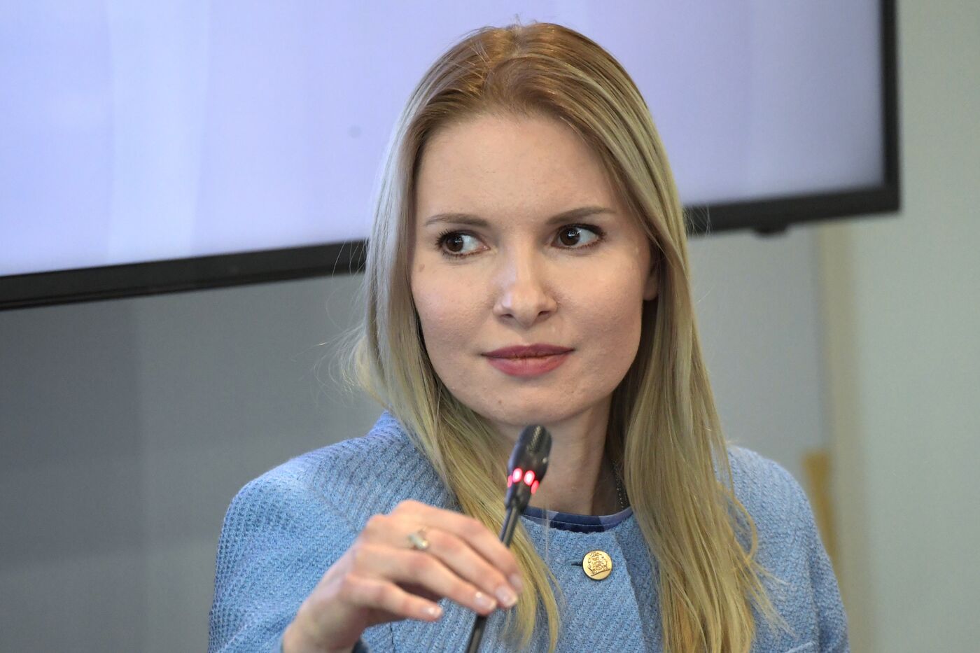 SPIEF-2023. The Onset of the Singularity: AI vs Humankind and the New Reality