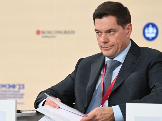 SPIEF-2023. The Battle for Investments and the Battle of Investments: Public VS Private