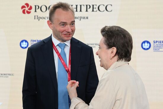 SPIEF-2023. The Battle for Investments and the Battle of Investments: Public VS Private