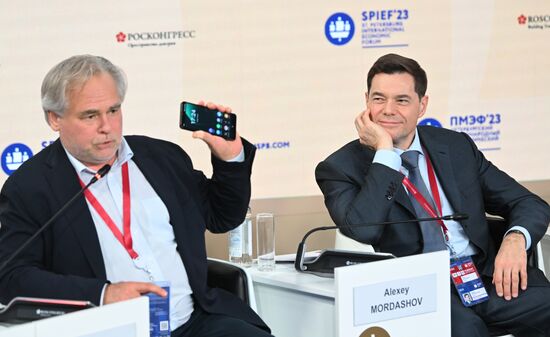 SPIEF-2023. The Battle for Investments and the Battle of Investments: Public VS Private