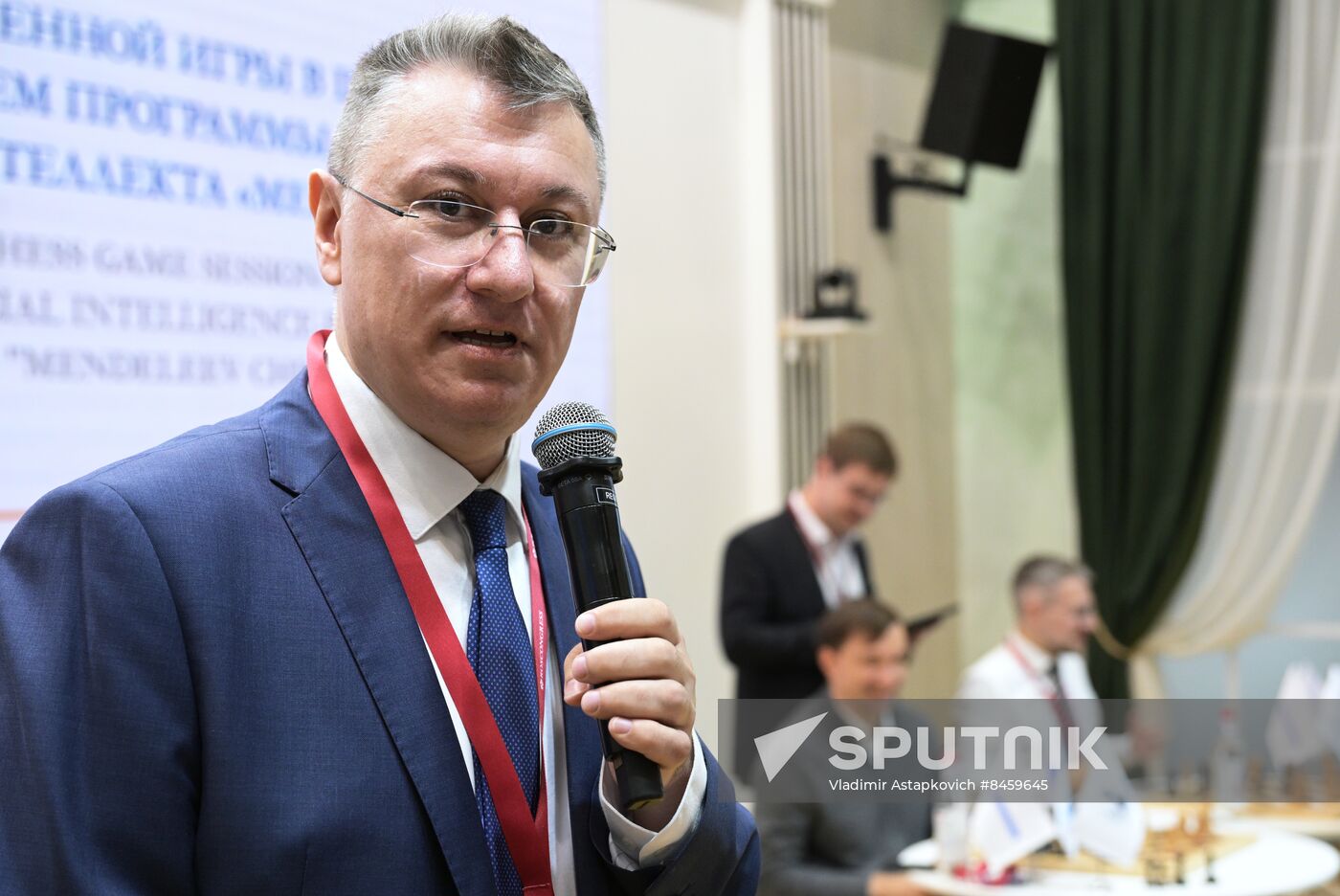 SPIEF-2023. Simultaneous exhibition with grandmaster using artificial intelligence.