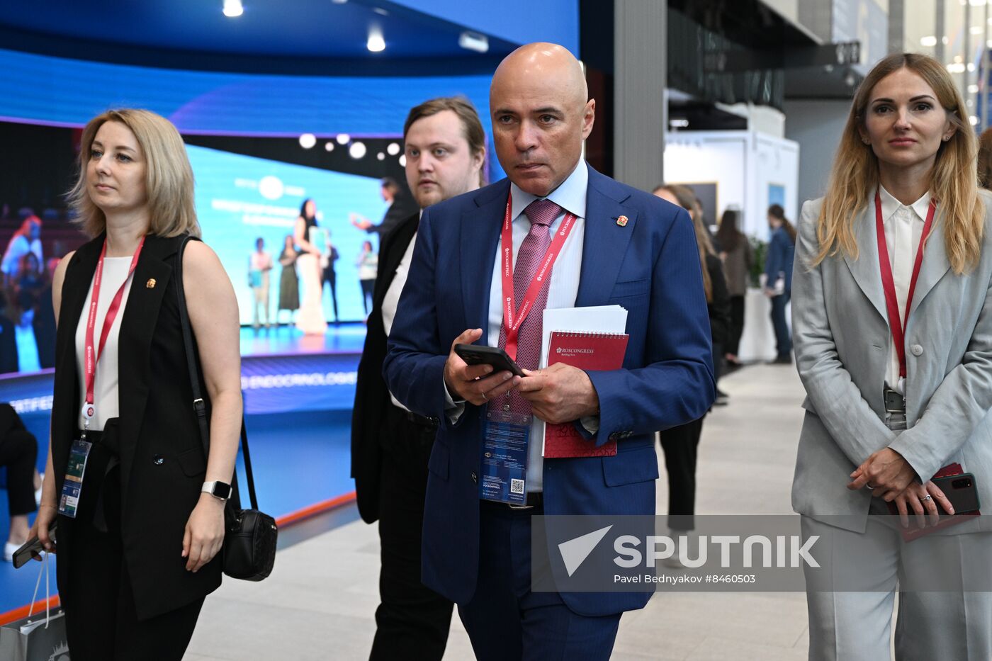 SPIEF-2023. Guests ahead of the plenary session