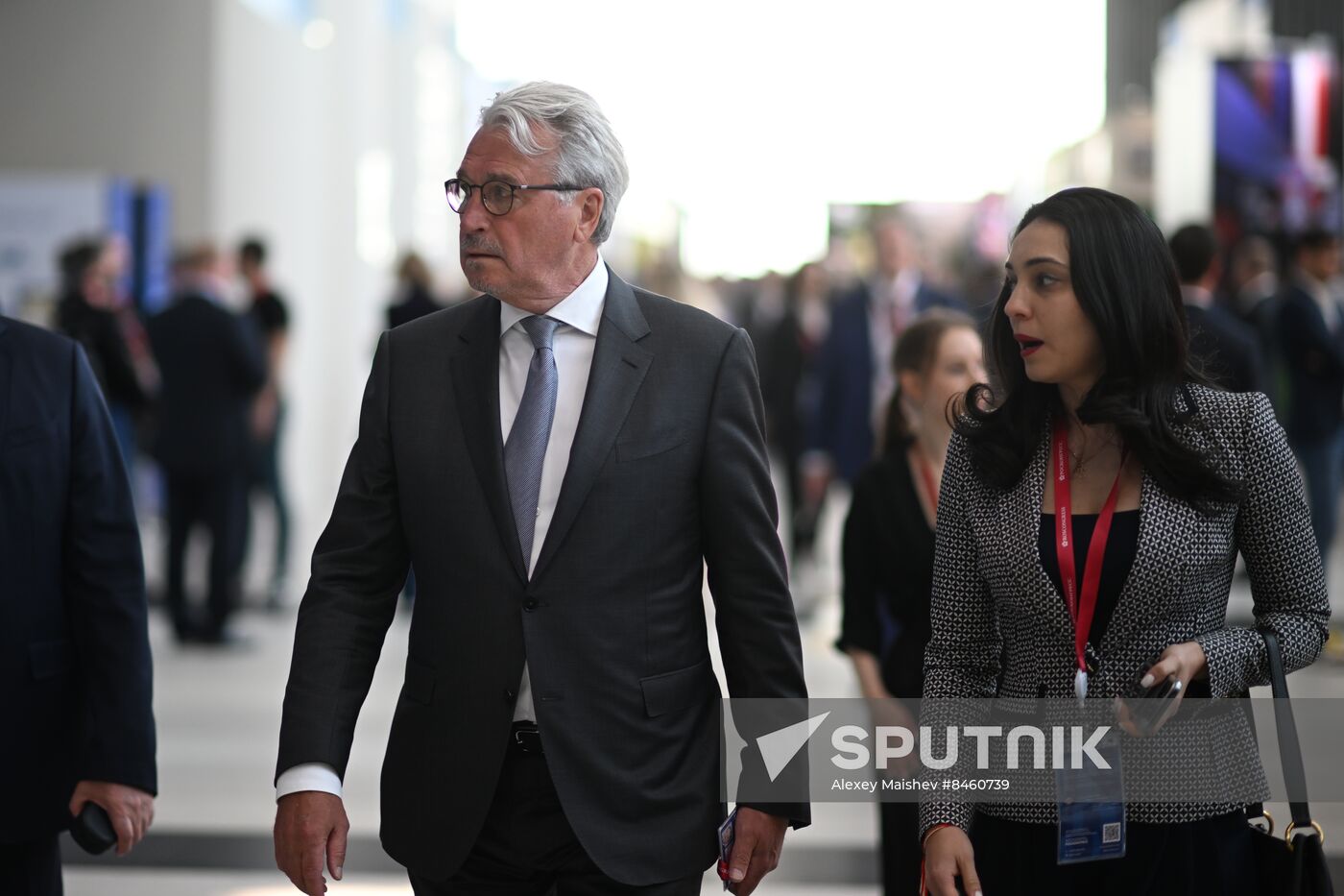 SPIEF-2023. Guests ahead of the plenary session