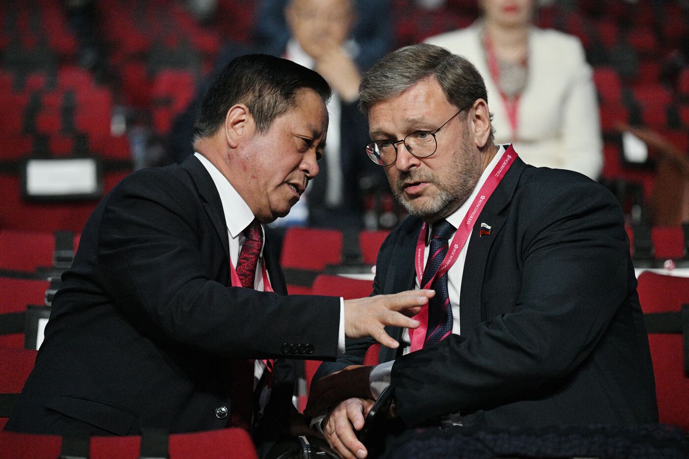 SPIEF-2023. Guests ahead of the plenary session