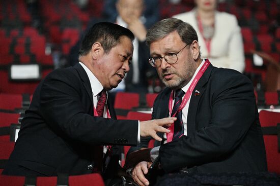 SPIEF-2023. Guests ahead of the plenary session