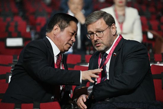 SPIEF-2023. Guests ahead of the plenary session