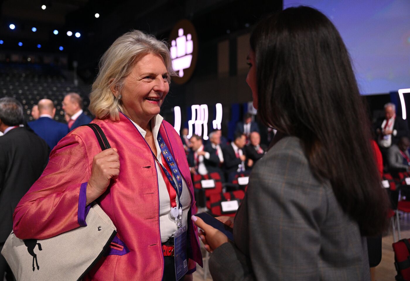 SPIEF-2023. Guests ahead of the plenary session