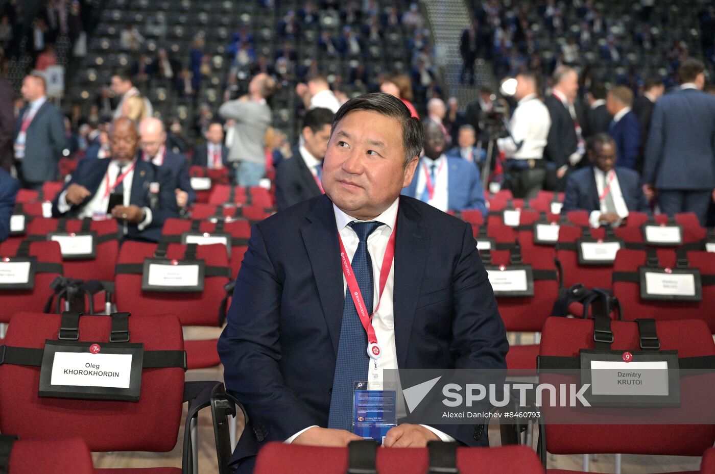 SPIEF-2023. Guests ahead of the plenary session