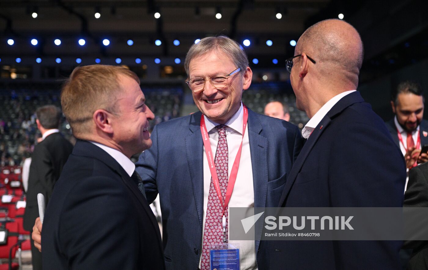 SPIEF-2023. Guests ahead of the plenary session