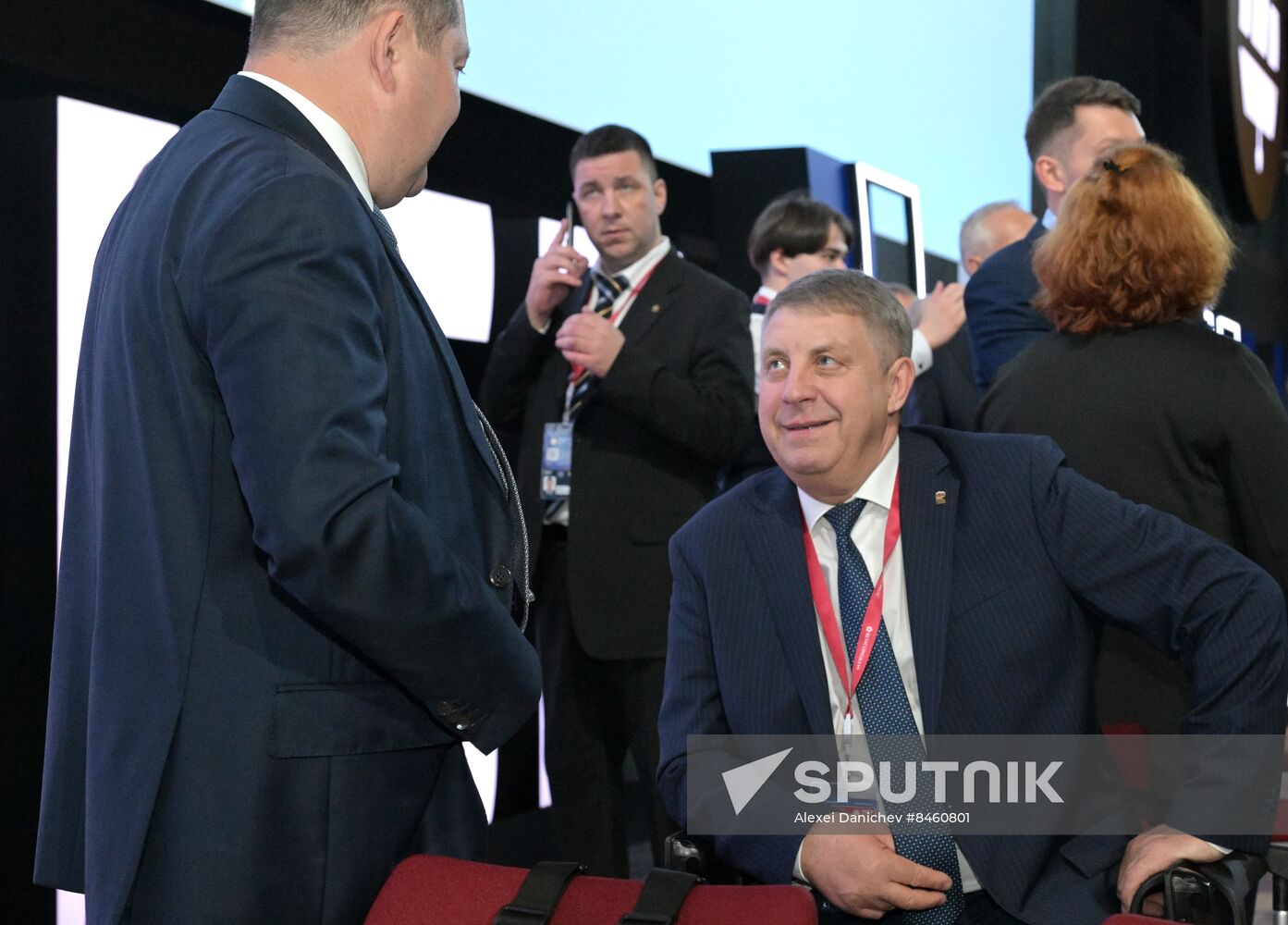 SPIEF-2023. Guests ahead of the plenary session