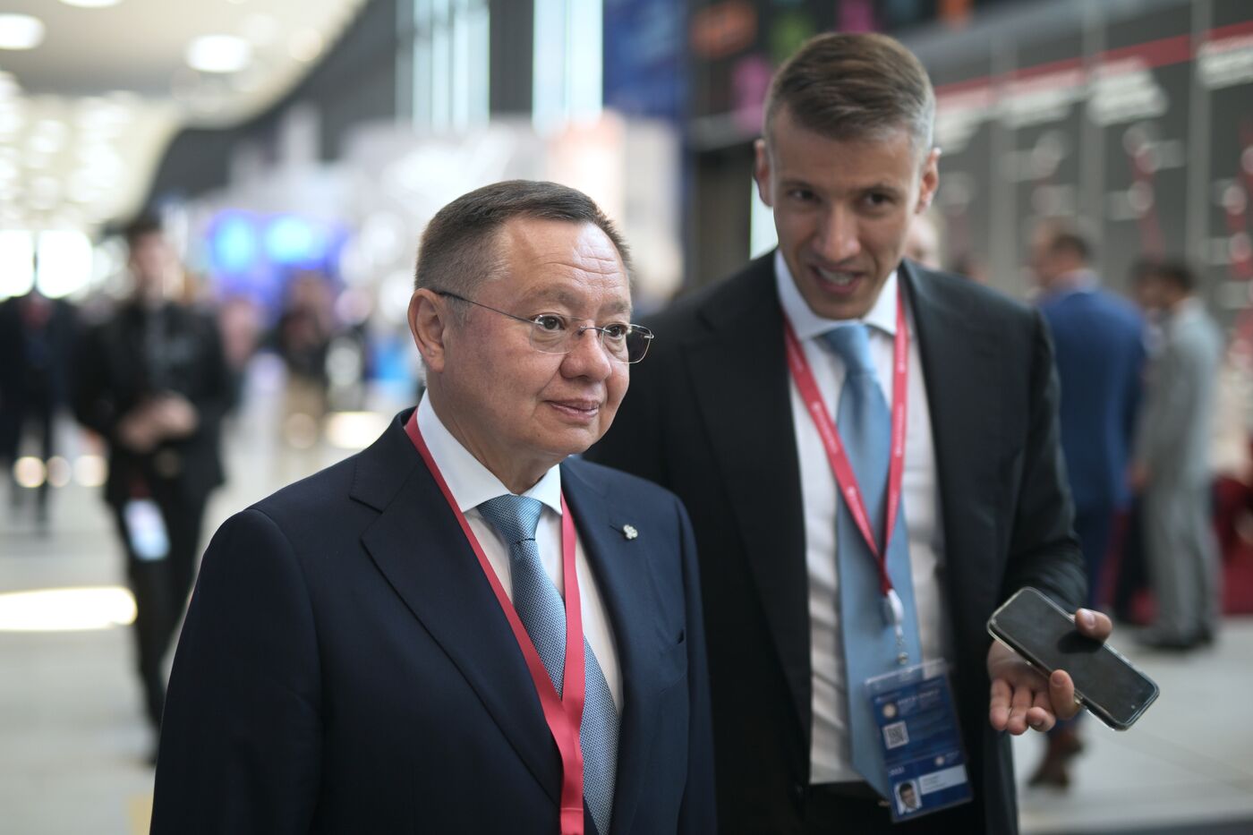 SPIEF-2023. Guests ahead of the plenary session