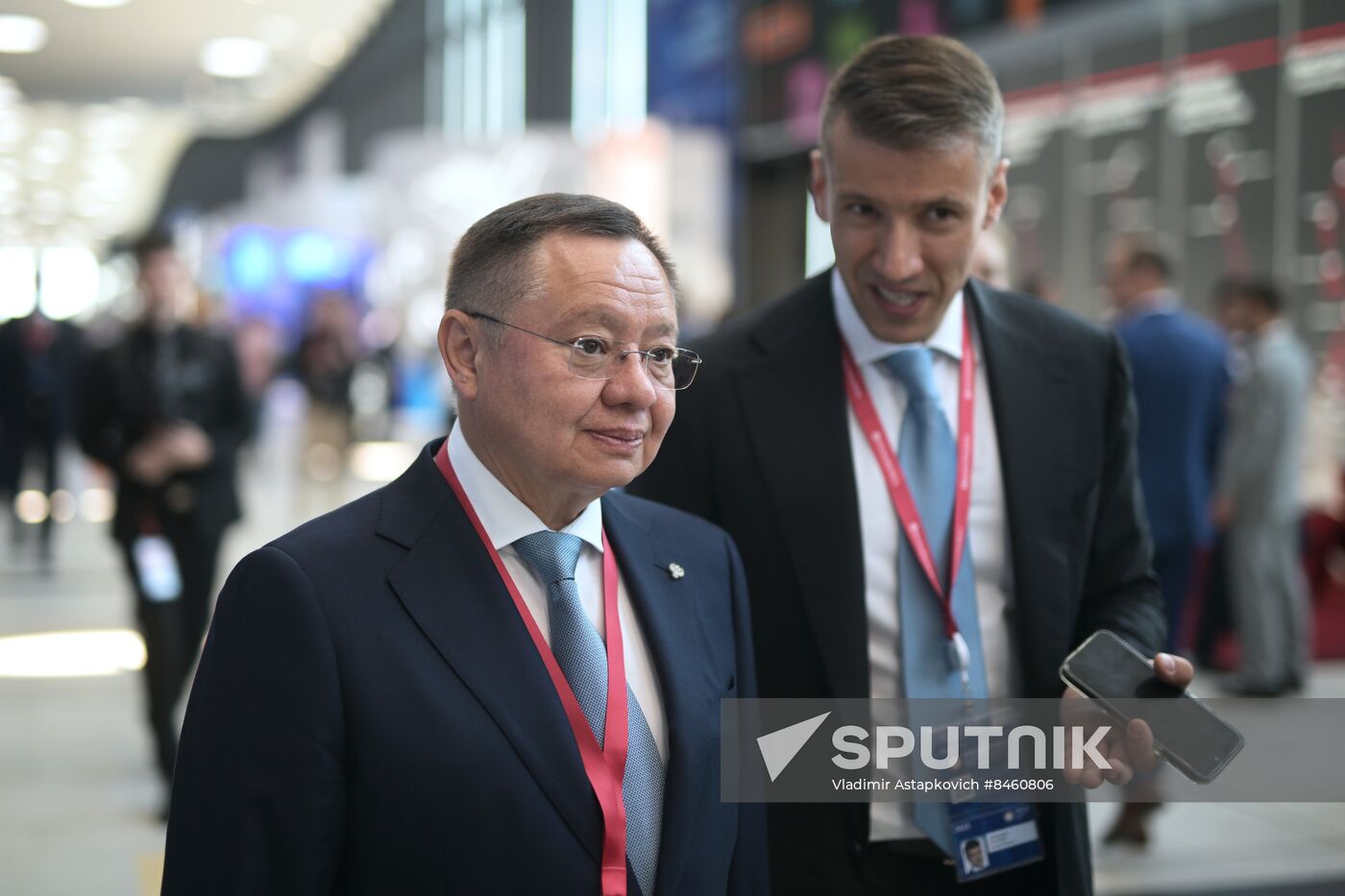 SPIEF-2023. Guests ahead of the plenary session