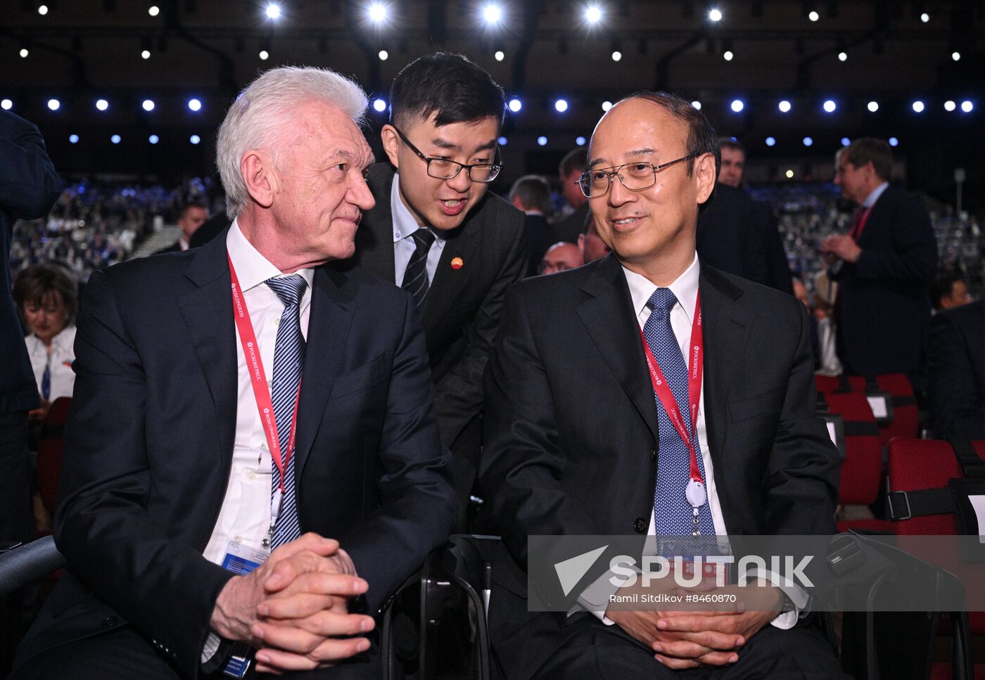 SPIEF-2023. Guests ahead of the plenary session