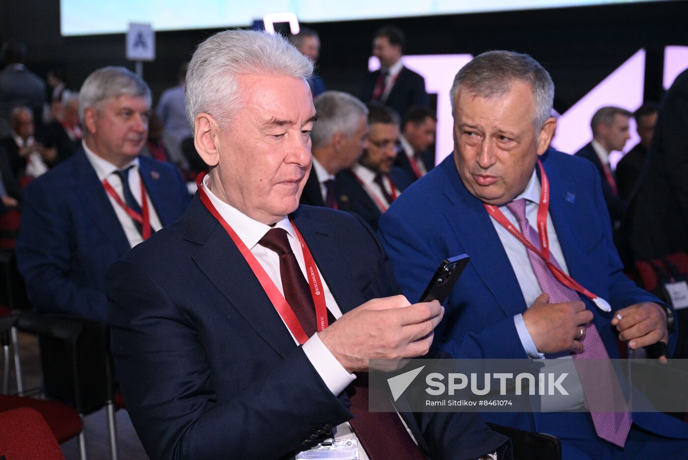 SPIEF-2023. Guests ahead of the plenary session