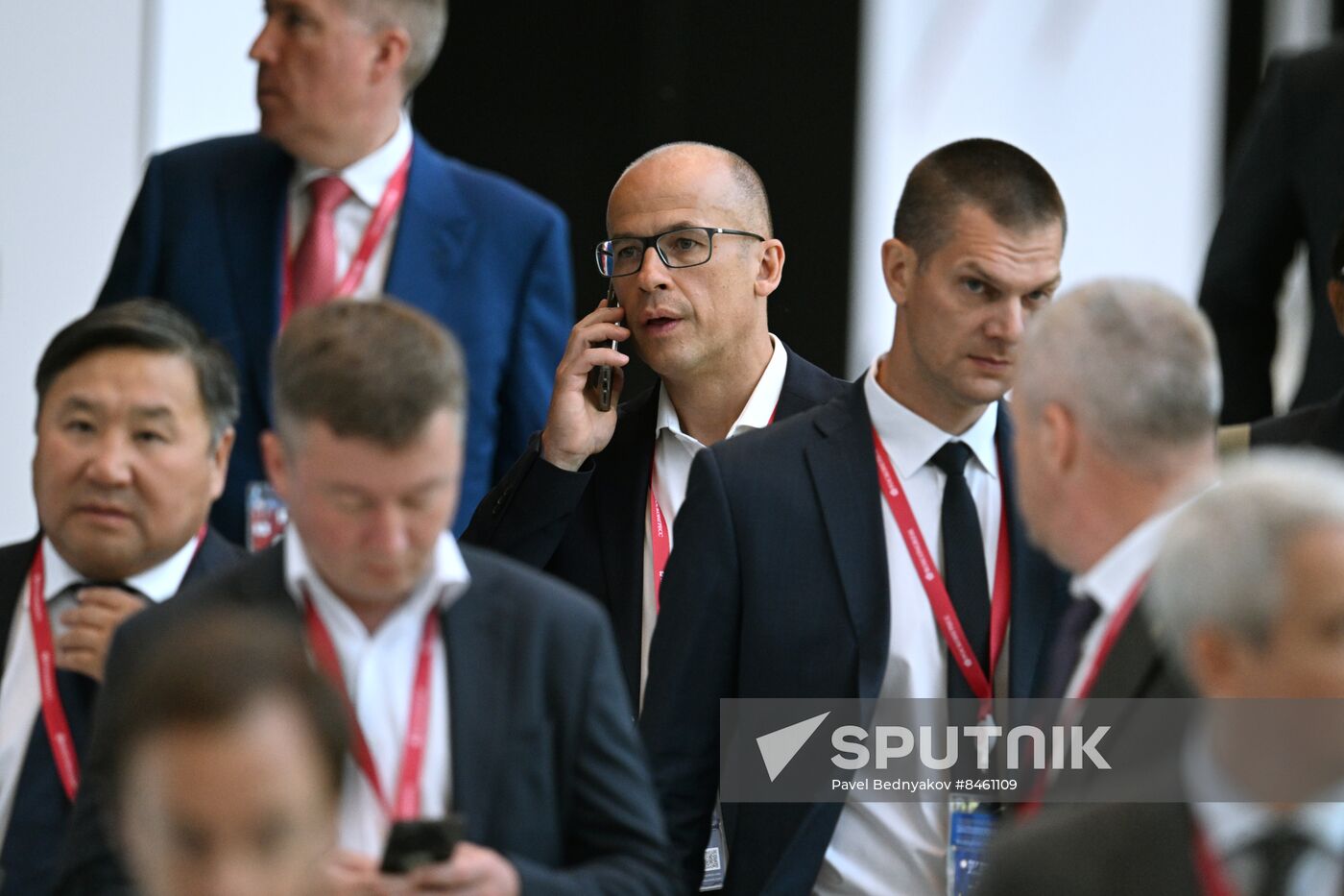 SPIEF-2023. Guests ahead of the plenary session