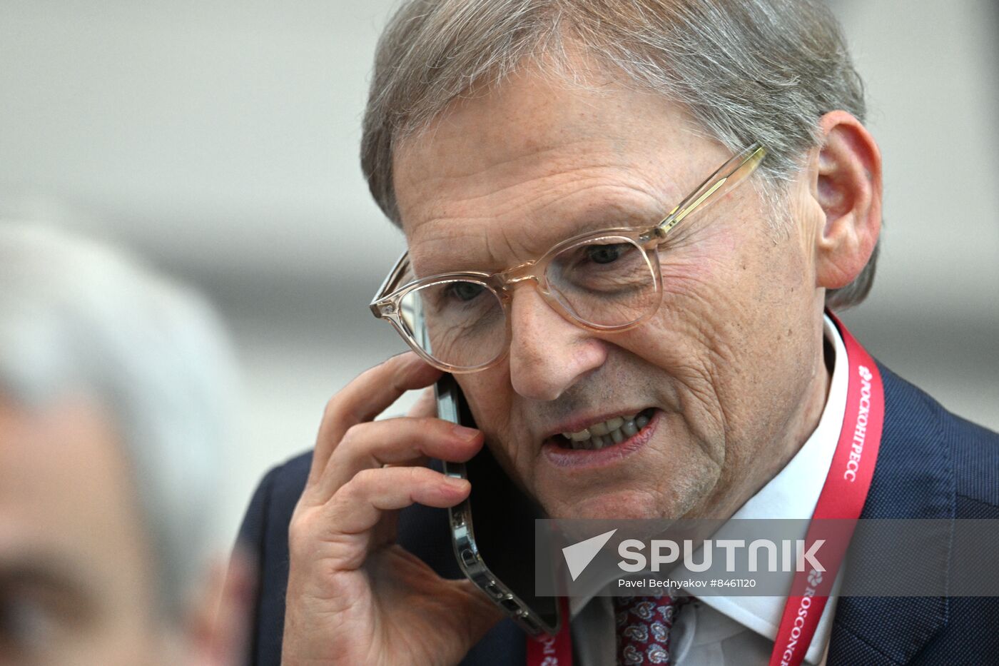 SPIEF-2023. Guests ahead of the plenary session