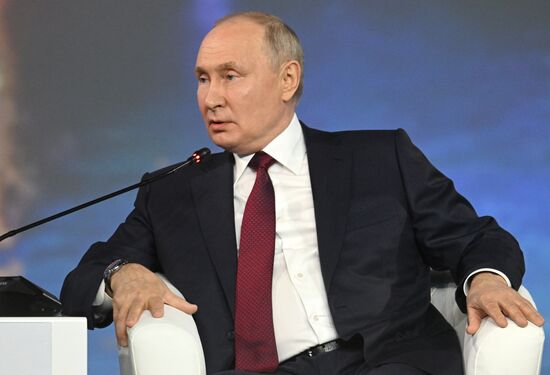 SPIEF-2023. President Vladimir Putin at the plenary session