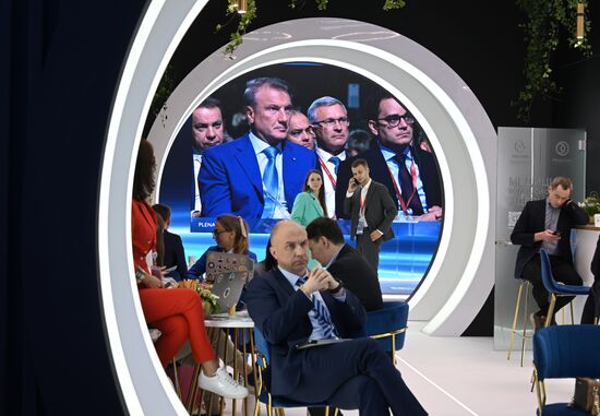 SPIEF-2023. Plenary session live broadcast