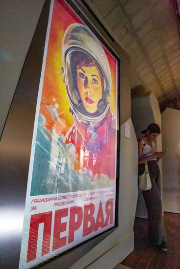 Seagull exhibition in Zaryadye Park