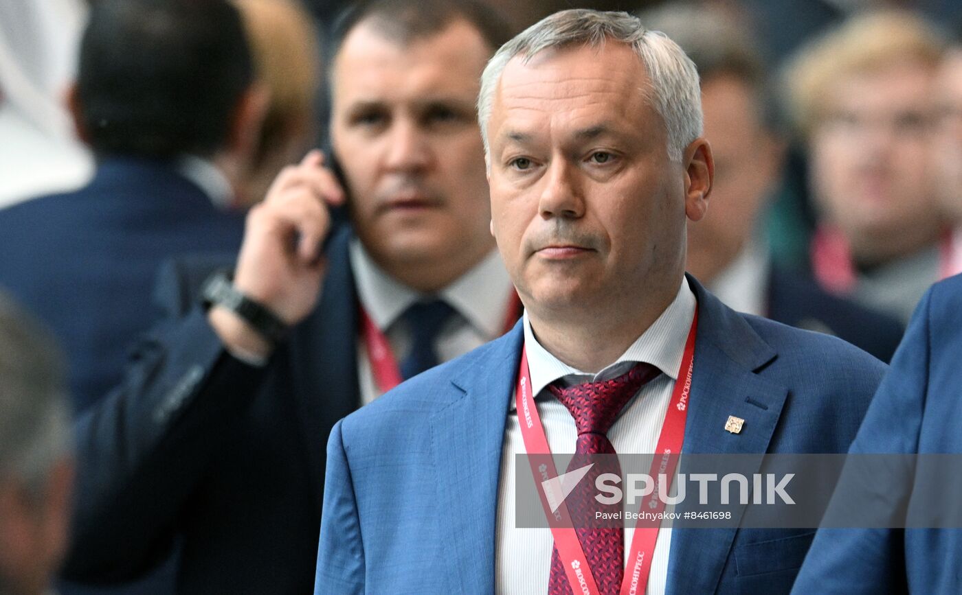 SPIEF-2023. Guests ahead of the plenary session