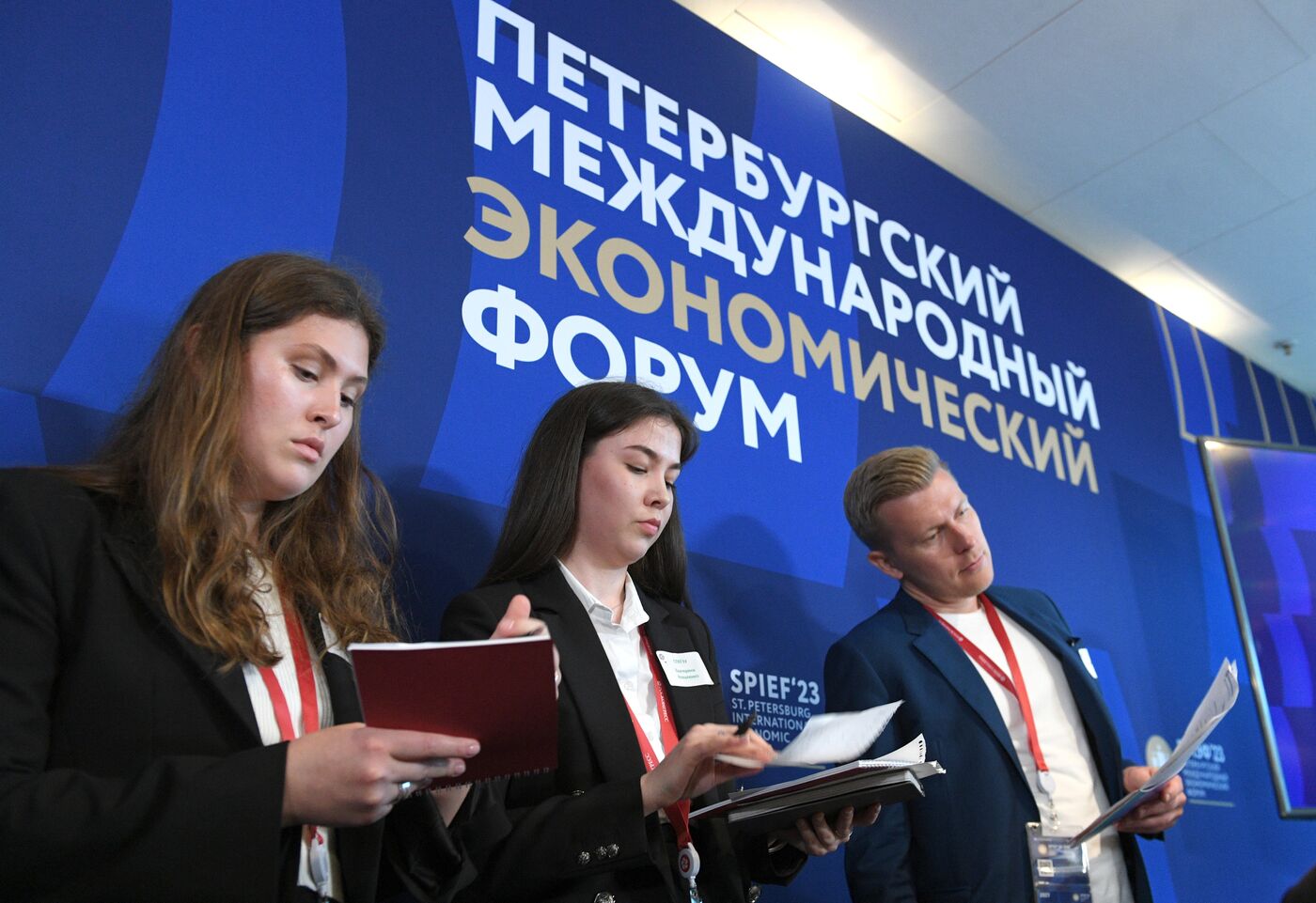 SPIEF-2023. Student Tournament on International Negotiations with a Foreign Partner