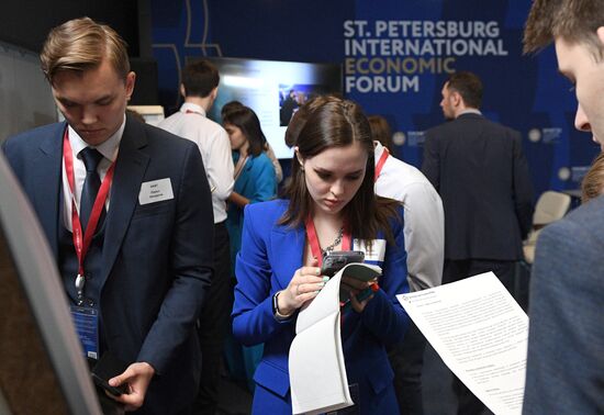 SPIEF-2023. Student Tournament on International Negotiations with a Foreign Partner