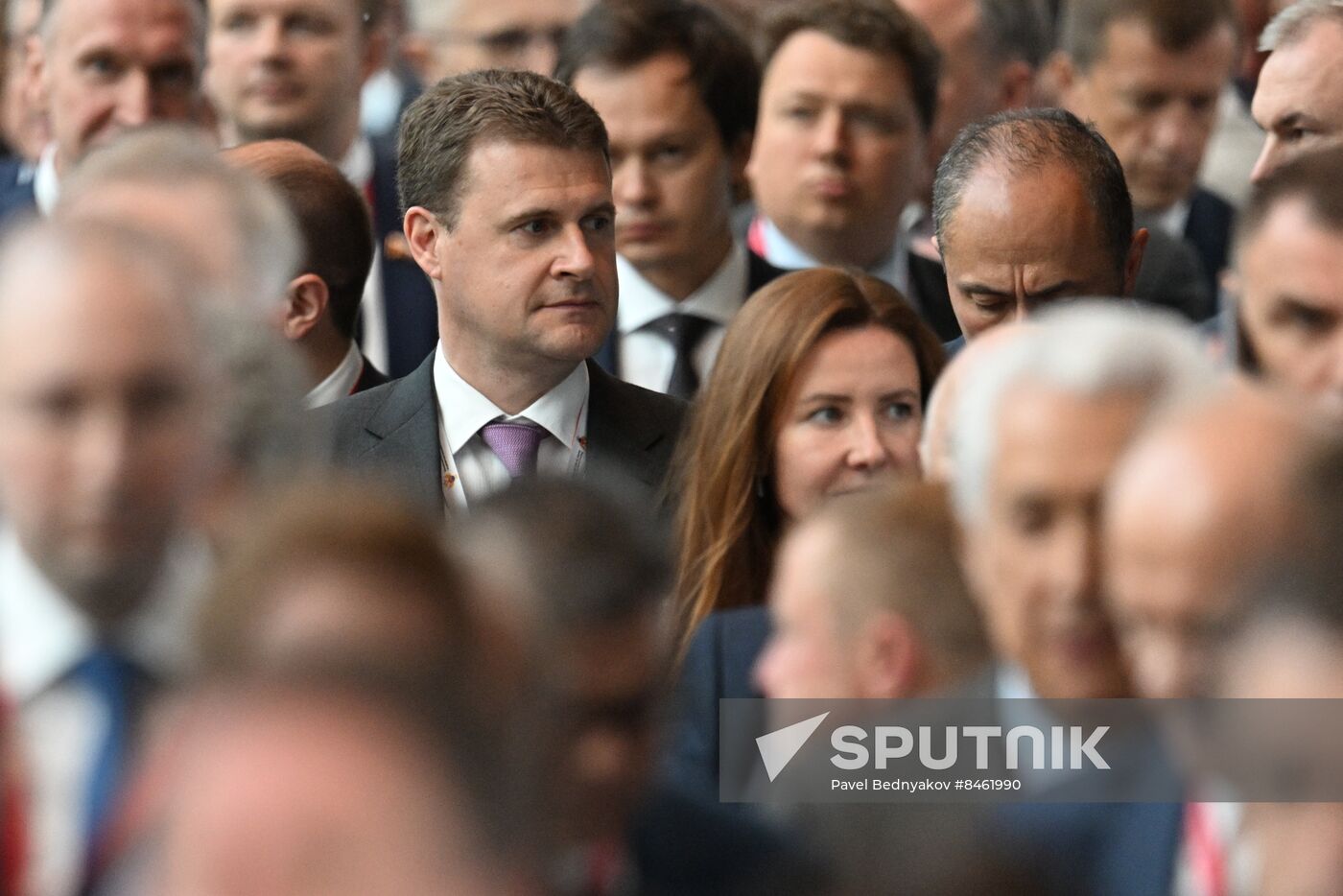 SPIEF-2023. Guests ahead of the plenary session